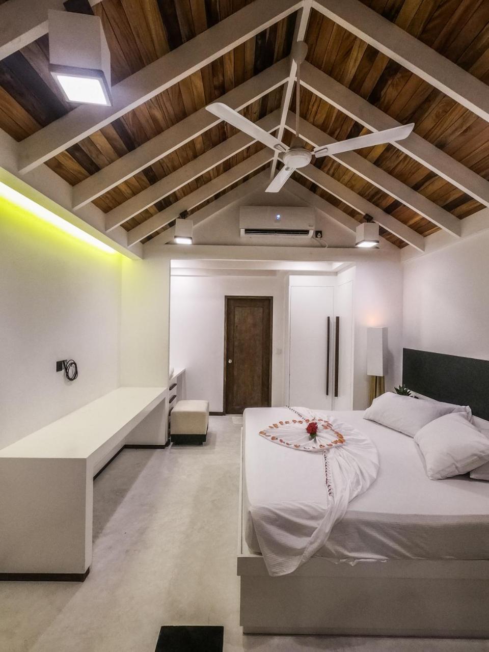 Rasdhoo Apartment Lodge Exterior foto